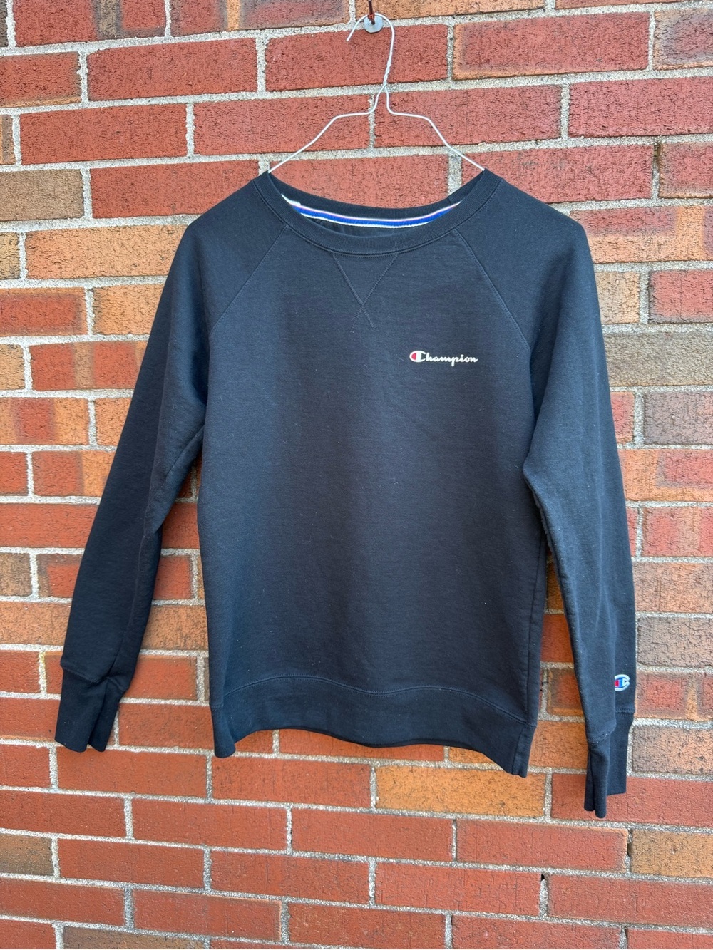 Champion Authentic Athleticwear Black Crewneck Sweatshirt Small Embroidered Logo